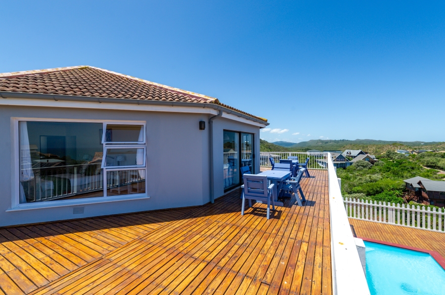 6 Bedroom Property for Sale in Cola Beach Western Cape